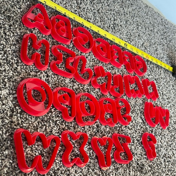 Alphabet cookie cutters or playdoh cutters - Picture 5 of 8